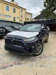 Toyota RAV4 XLE Premium 2021 Blue - 2