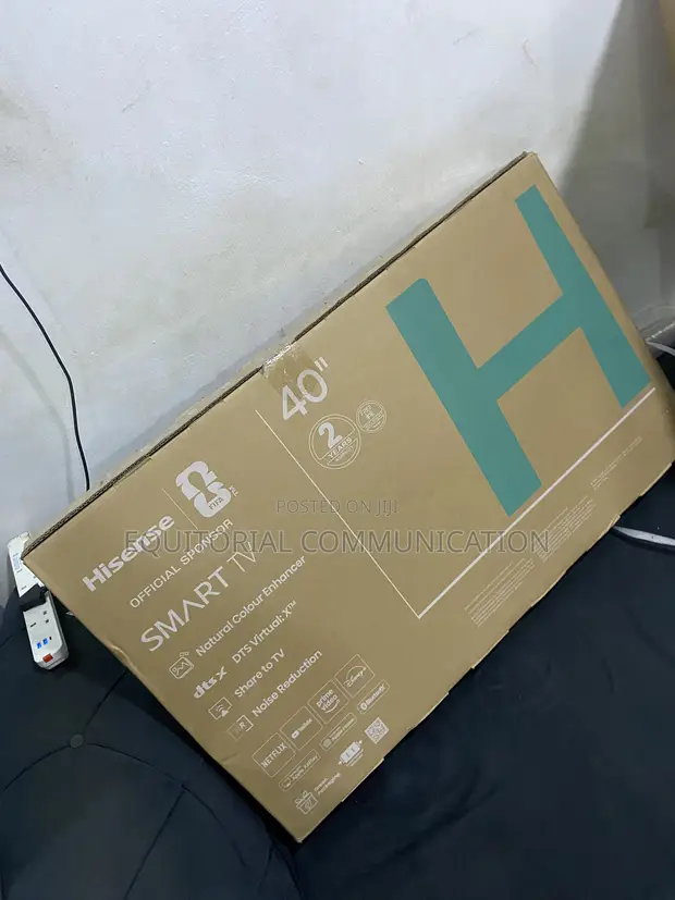 Hisense 40" Smart LED TV - 1