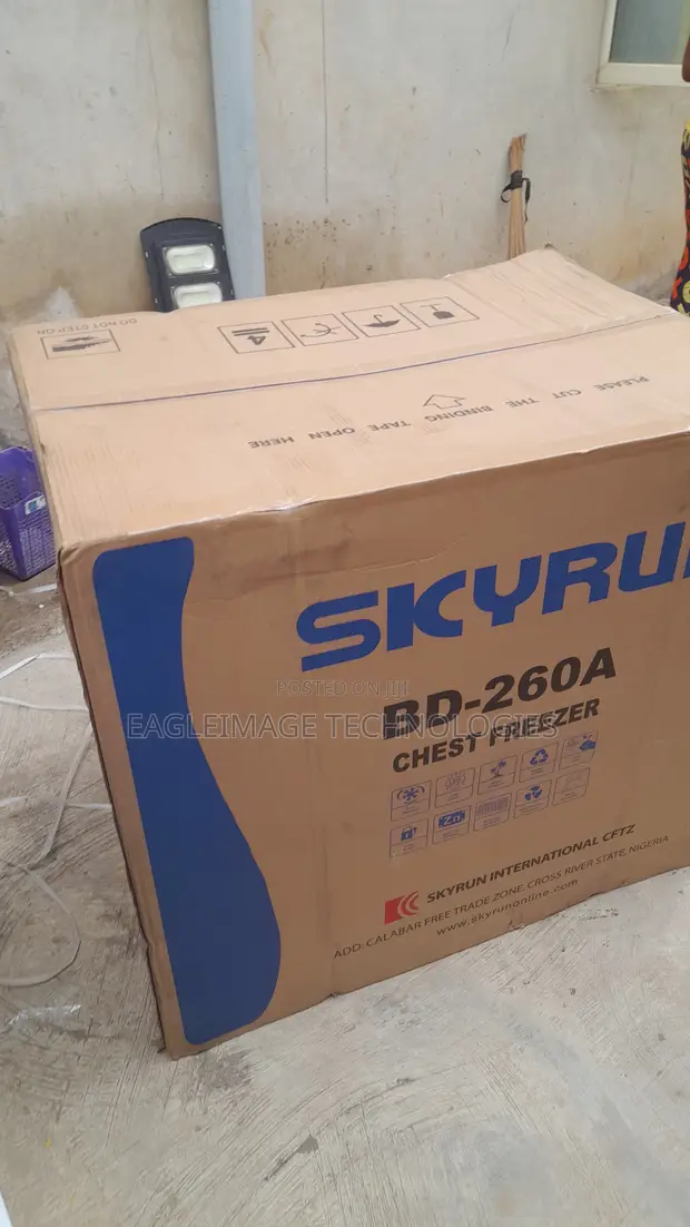Skyrun BD-260A 260L Chest Freezer - Brand New - 1