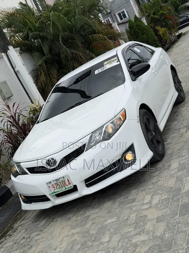 2013 Toyota Camry SE Sedan - Wadda Aka Shigo Da Shi - 1