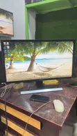Samsung 28-Inch 4K UHD Monitor - 1