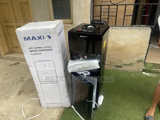 Maxi Quality Water Dispenser Machine - 1