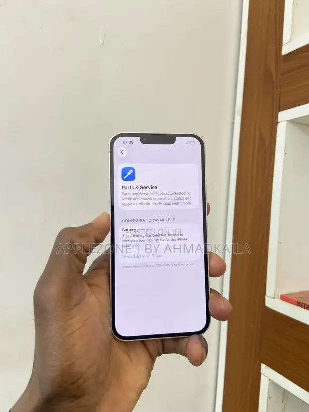 Apple iPhone 13 128GB White - 1