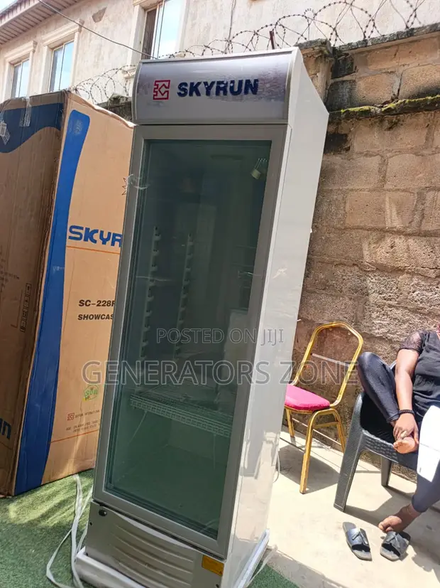 Skyrun SC-228FN Retail Beverage Chiller 228L - 1