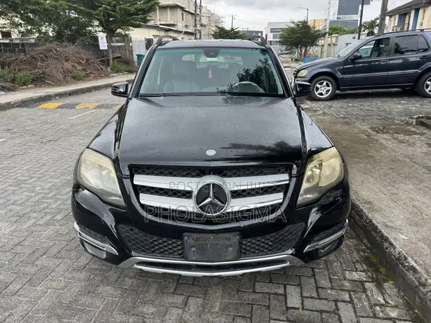 Mercedes-Benz GLK-Class 350 4MATIC 2013 Black - 1