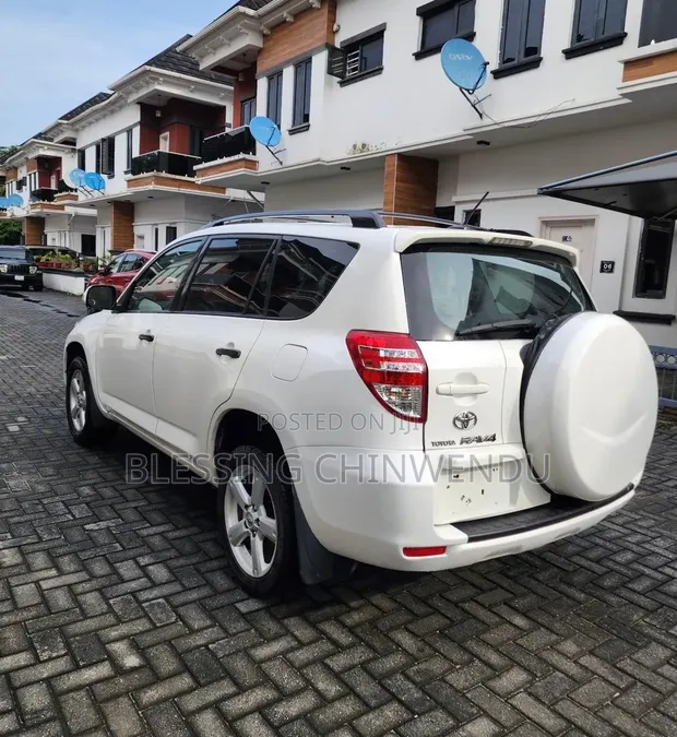 2012 Toyota RAV4 3.5 Sport 4x4 Fari - 1