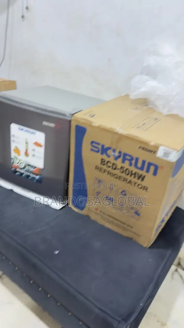 SkyRun Single Door Mini Fridge 50L - BCD-50HW - 1