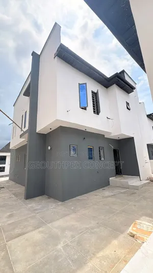 4-Bedroom Duplex for Sale a Engr. Lere Adigun GRA, Bashorun, Ibadan