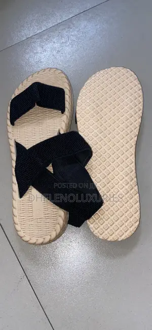 Bamboo Woven Slippers Sandal - Black