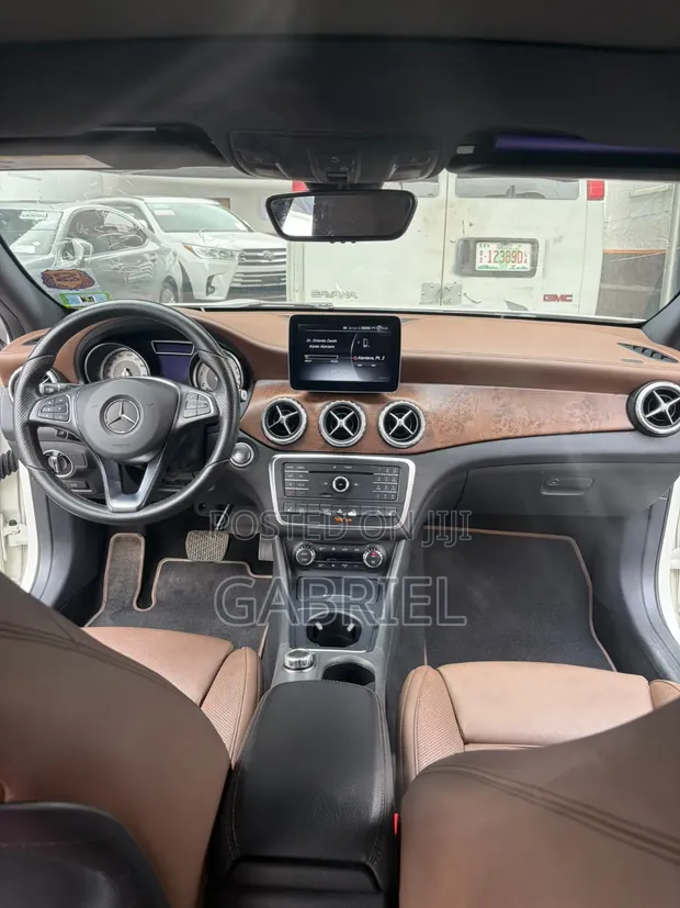 Mercedes-Benz GLA 250 2017 Fari - 1