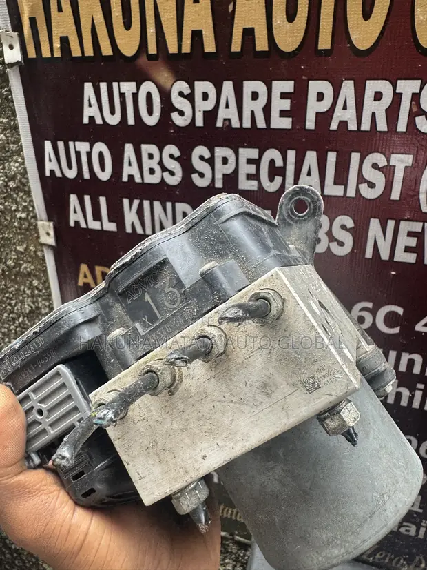 Toyota Tacoma 2020 Brake Control Module - 1