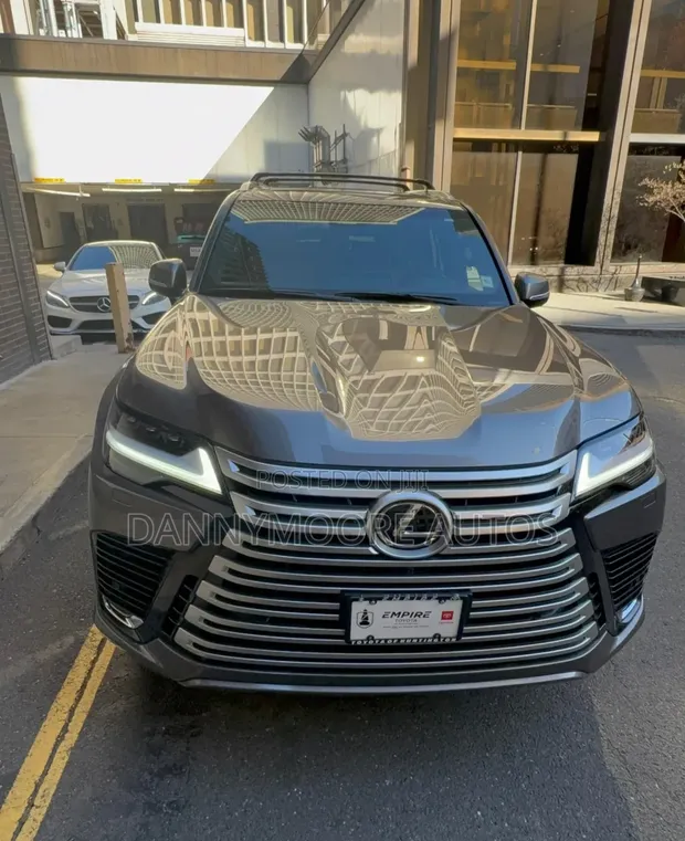Lexus LX 600 2025 Gray - 1