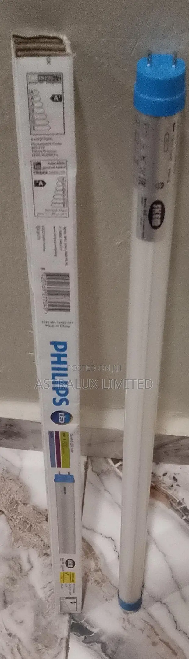 Philips 2ft CorePro LED Tube 600mm - 1