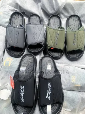 Men's Nike Luxury Slides - Brand New