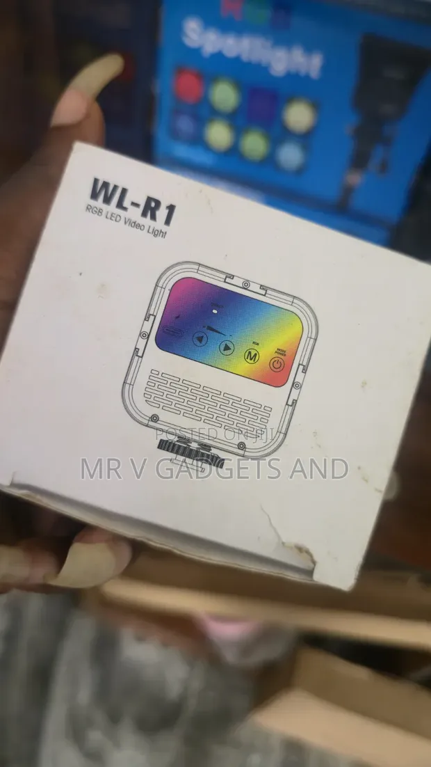 WL-R1 LED Light for Videos & Pictures - 1