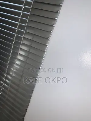 Modern Venetian Blinds - Used