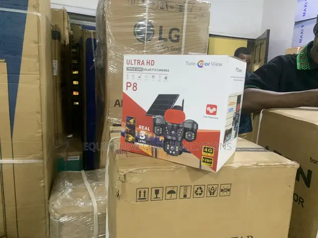 Ultra HD Smart Solar PTZ Camera with Triple Lens - 1