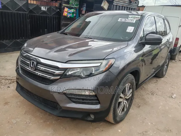 Honda Pilot 2015 Grey - 1