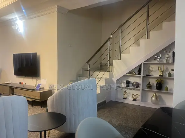 3-Bedroom Luxury Shortlet in Maryland, Ikeja Lagos - 1
