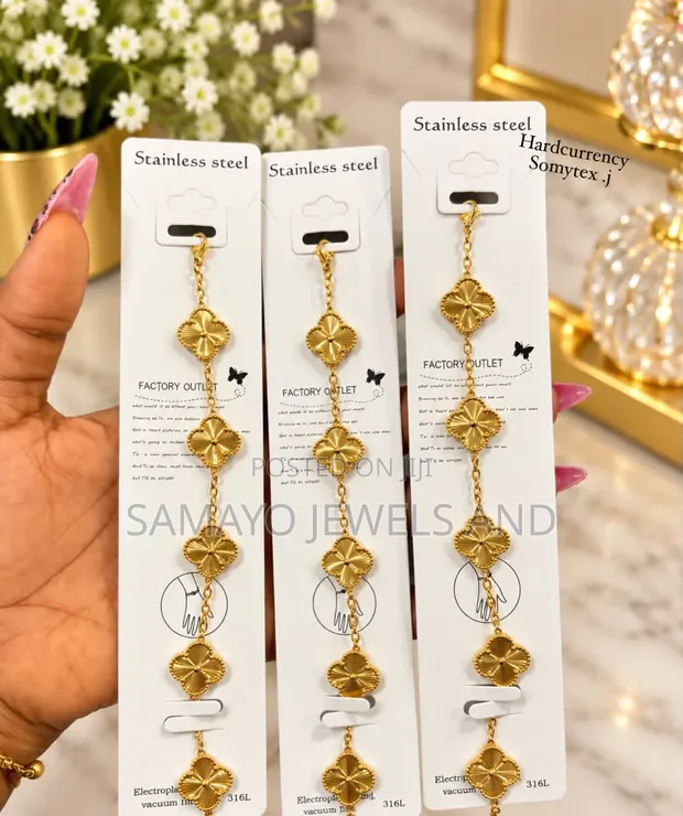 Van Cleef & Arpels Handchain - Premium Quality - 1