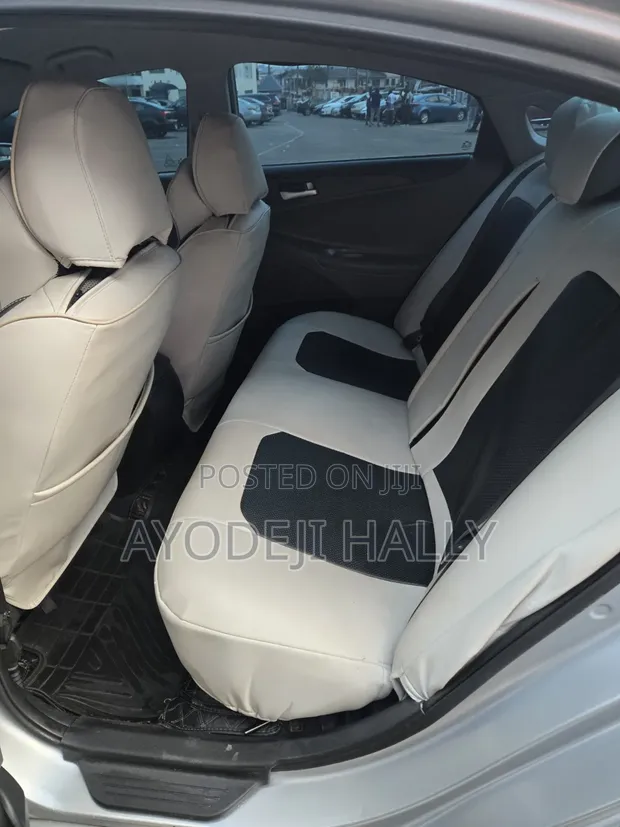Hyundai Sonata 2013 Silver - 1