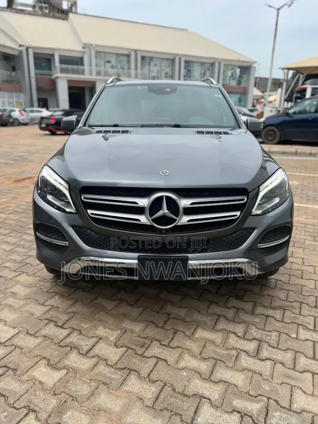 Mercedes-Benz GLE 350 2018 Grey - 1