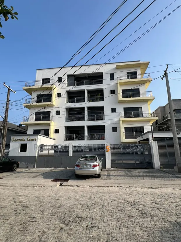 Furnished 2-Bedroom Apartment for Rent in Lekki Phase 1, Lagos - 1