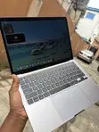 Apple MacBook Pro 2020 13.3" Intel Core i5 16GB RAM 1TB SSD - 1