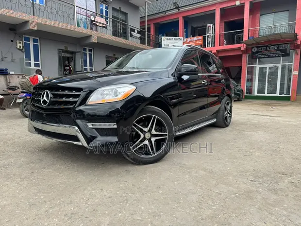 Mercedes-Benz ML 350 4Matic 2012 Black - 1