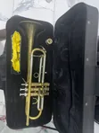 Premier Tsohuwar Trumpet Zinariya - 1