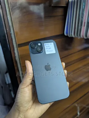 Apple iPhone 15 128GB Baki