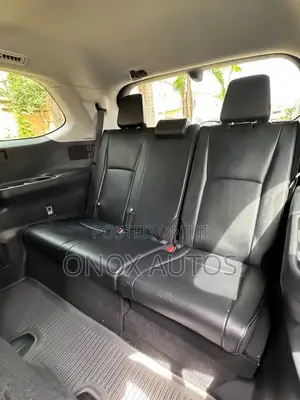 2024 Toyota Grand Highlander Platinum AWD - Blue