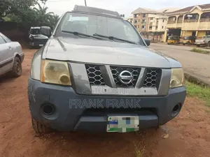2006 Nissan Xterra X SUV Gold