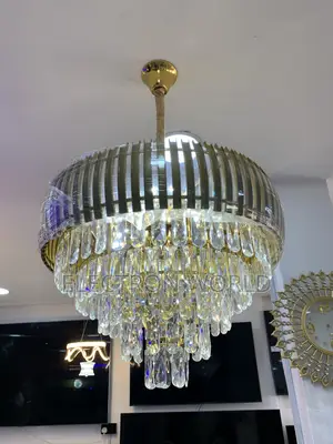 Luxurious Chandelier Light - Brand New