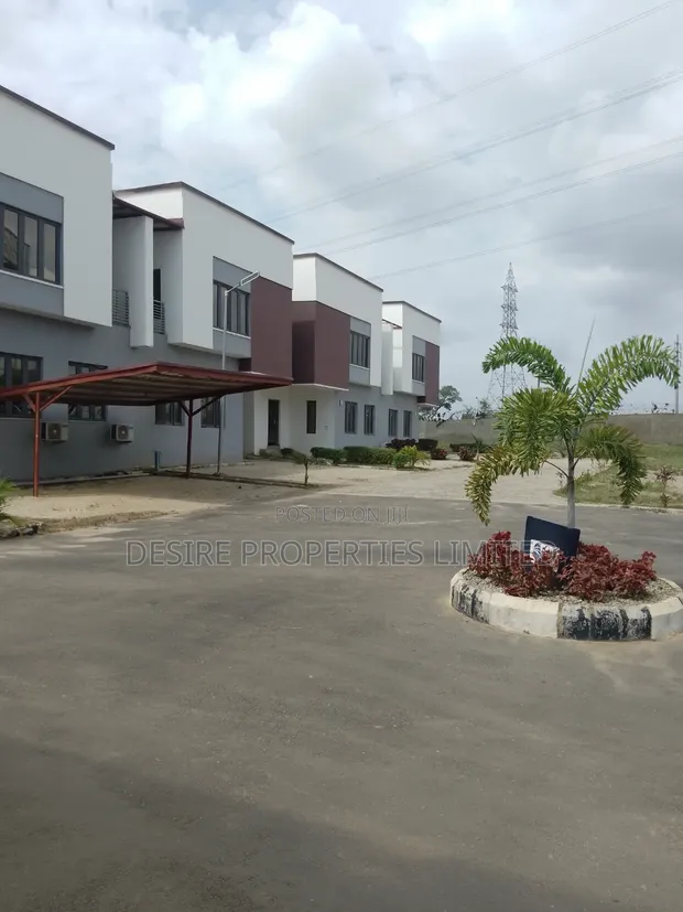 3-Bedroom Newly Built Townhouse/Terrace in FHA Homes - 1
