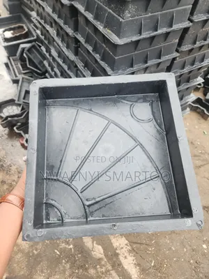 Plastik Interlocking Mould 30x30cm