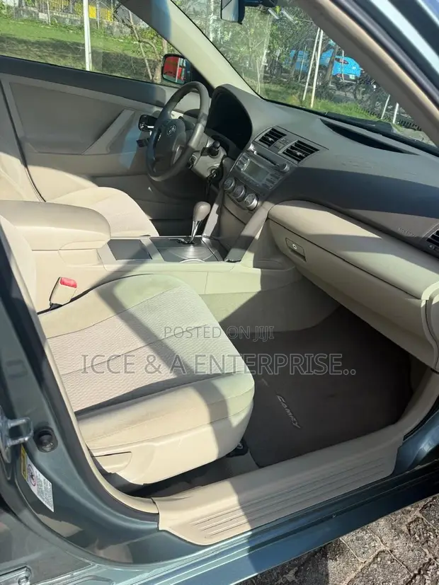 2011 Toyota Camry LE Sedan - Low Mileage - 1