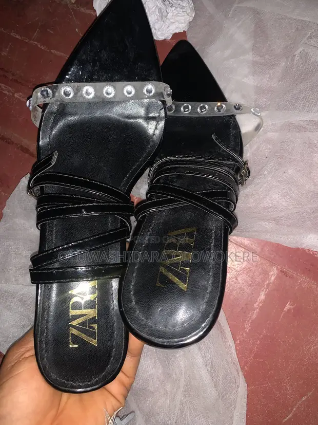 Zara Black Kitten Heel Shoes - Size 40 - 1