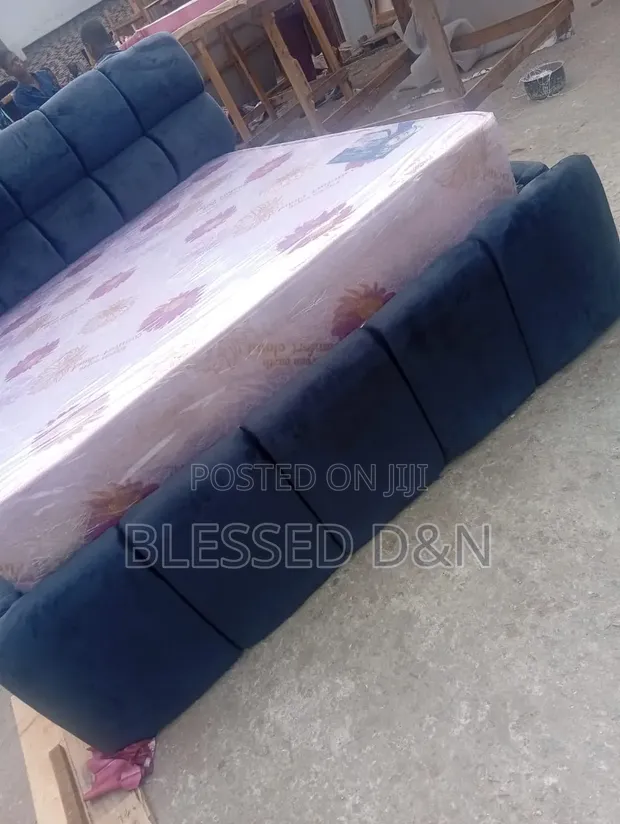 Quality Bubble Bed Frame - Dark Grey - 1
