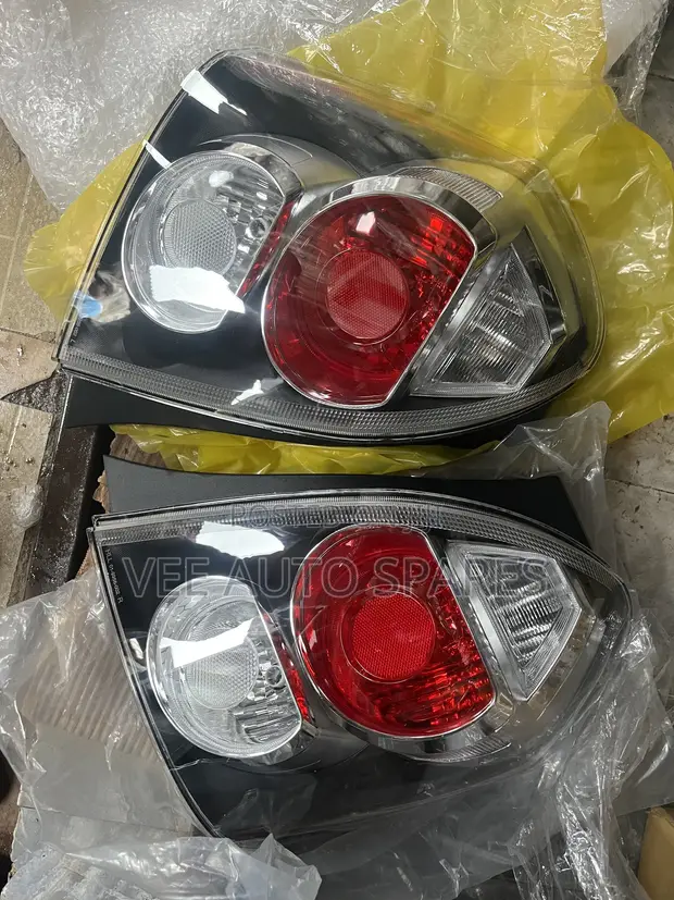 Brand New Pontiac Vibe 2009 Rear Light - 1