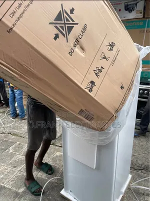 Sabon LG Tsaye Freezer