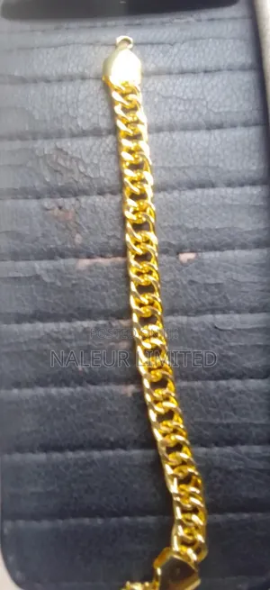 18k Gold Plated Figaro Men's Bracelet