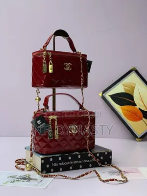 Chanel Glossy Boxed Midi Bag - Wine/Black