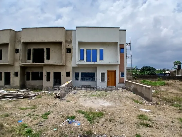 Furnished 3-Bedroom Duplex with BQ in Mowe, Pakuro - 1