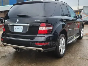 2011 Mercedes-Benz ML350 4Matic Black