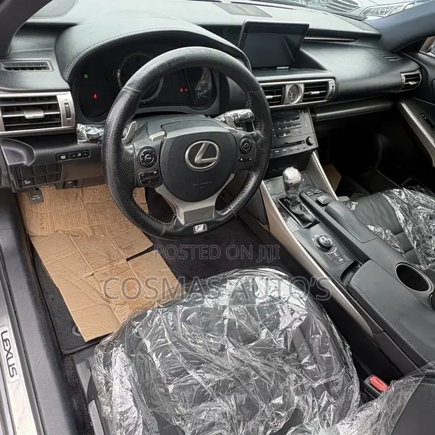 Lexus IS 250 2013 Grey - 1