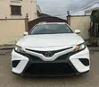 Toyota Camry SE 2018 - 5