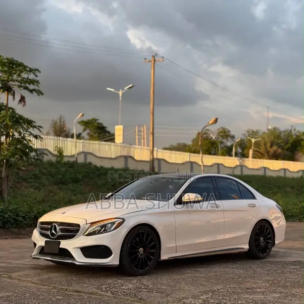 2015 Mercedes-Benz C400 4Matic AWD Sedan - White - 1