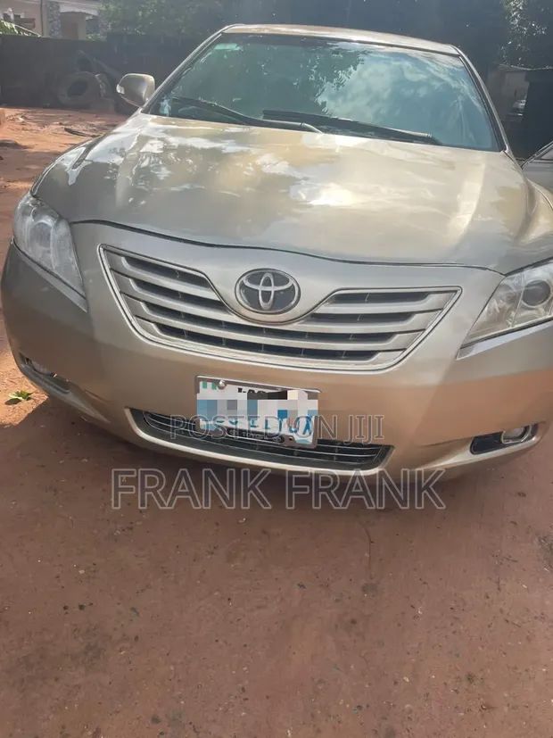 Toyota Camry 2008 Gold - 1