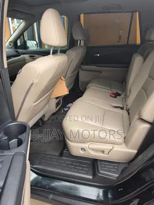 2017 Honda CR-V Touring SUV - Black